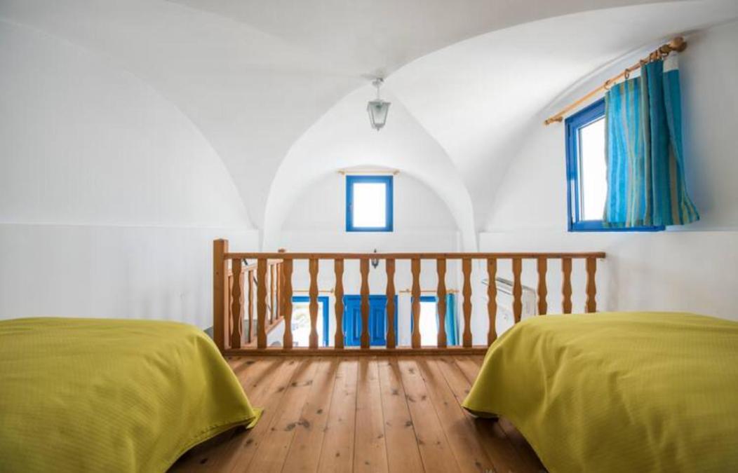 Santorini Traditional Suites Vóthon Exterior foto