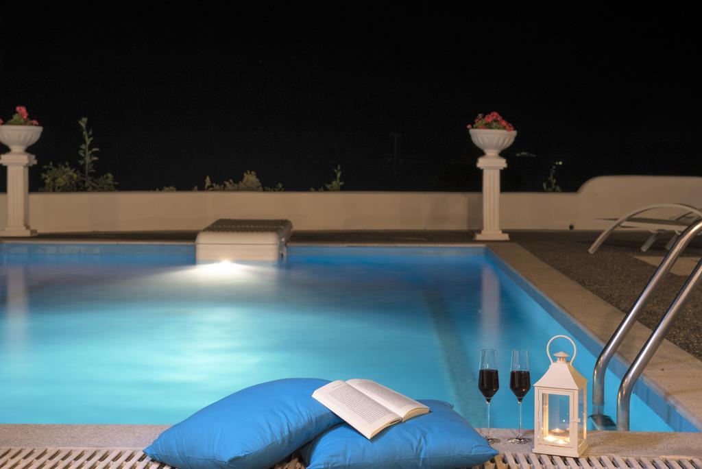 Santorini Traditional Suites Vóthon Exterior foto